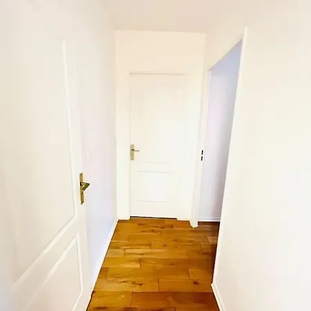 Apartment Nice 1 Bedroom In Chantilly